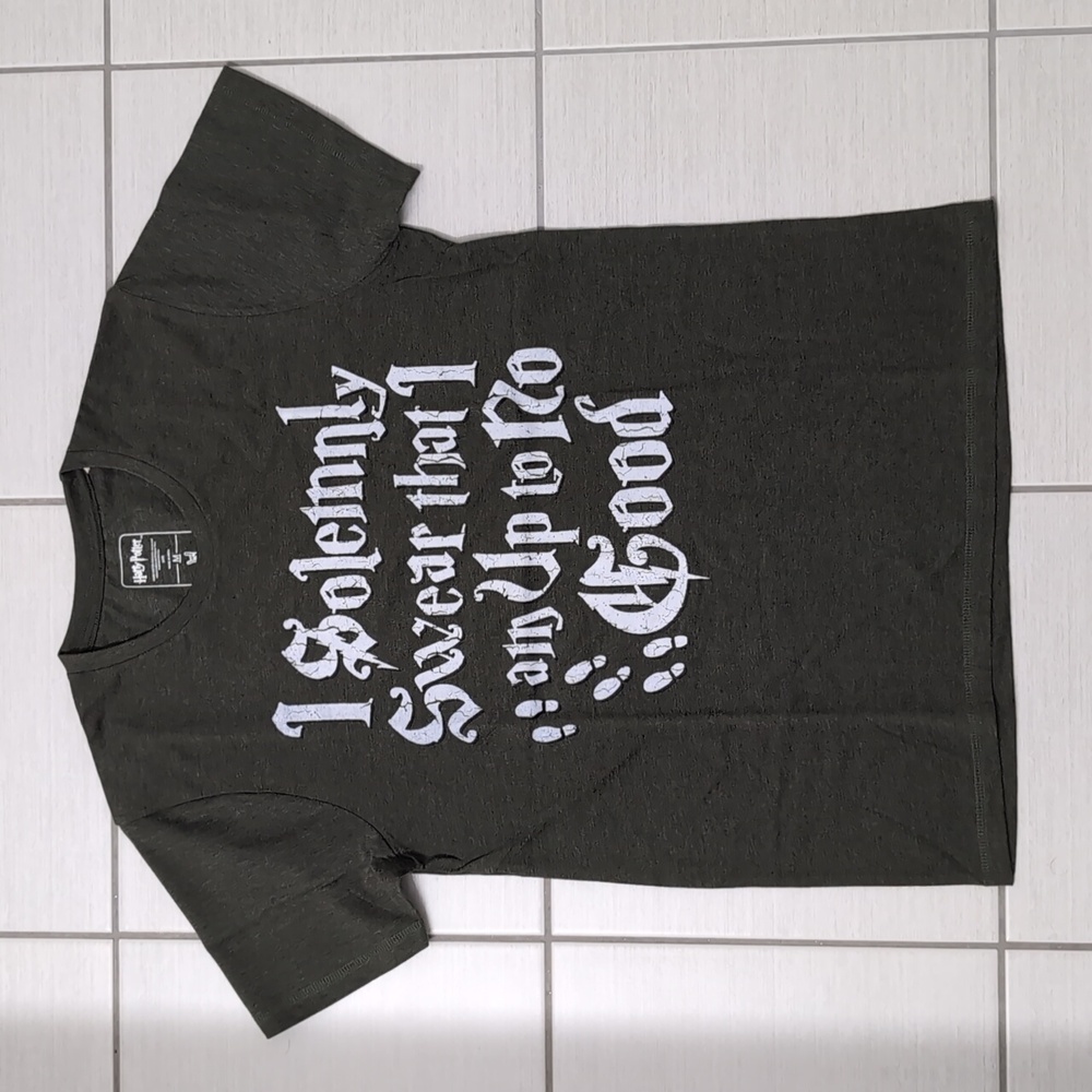 3/$25 NWOT Harry Potter Graphic T Shirt